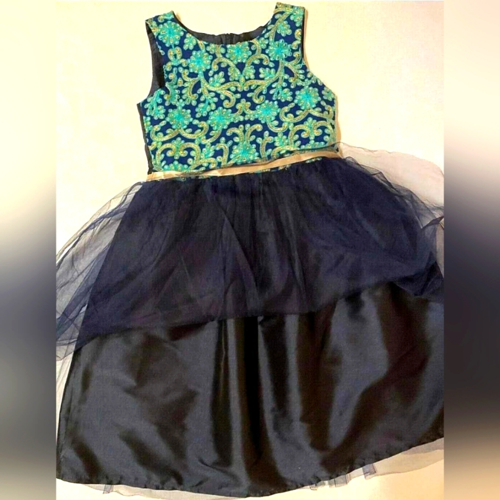 🆕️A.T.U.N. Kids Girls Embroidered Bodice Dress Fully Lined Sleeveless size 7-8